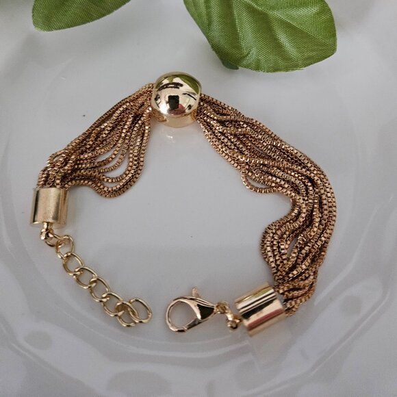 Multi Layer Gold Fashion Bracelet 7" plus 2" Inches - Picture 1 of 4